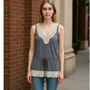 Banana Republic M Knit Tunic Top Gray w Ivory Crochet Edging Sleeveless V Neck